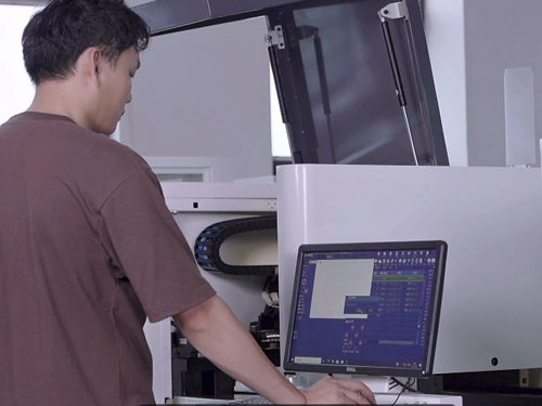 PUR热熔自动点胶机在电线电缆中的点胶应用：技术革新与行业实践